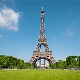 paris eiffel tower honeymoon